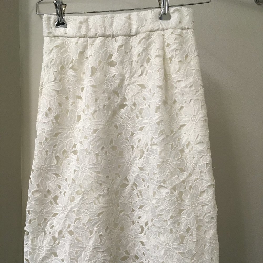 Net White Floral Lace Midi Skirt with Pockets
